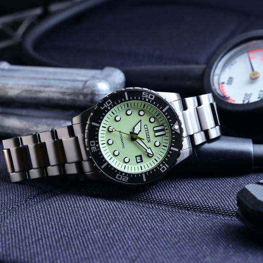 CITIZEN NJ0177-84X BLACK STEEL - STRIKING GREEN DIAL MEN'S AUTOMATIC WATCH-i-Watch-2