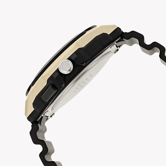 CASIO MWC-100H-9AVDF ADVENTURE-READY - SPORTY MEN'S WATCH WITH BLACK & YELLOW DESIGN-i-Watch-2