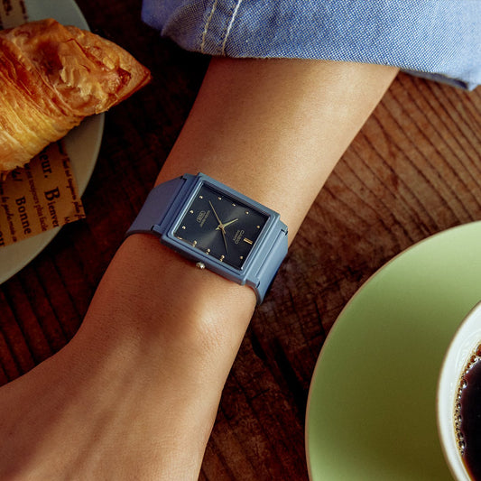 CASIO MQ-38UC-2A2DF - ADVENTURE-READY BLUE RESIN WOMEN'S WATCH WITH SPORTY VIBRANT STYLE-i-Watch-2