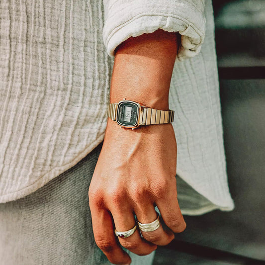 CASIO LA670WEGA-1EF ELEGANT GOLD - TIMELESS DIGITAL CHARM Women's Watch with gold stainless steel band and chic digital display-i-Watch-2