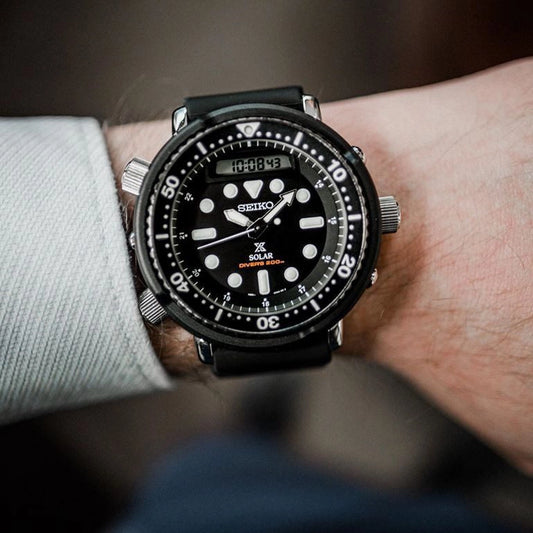 SEIKO Men's Stainless Steel/Black Solar Diver's Watch SNJ025P1