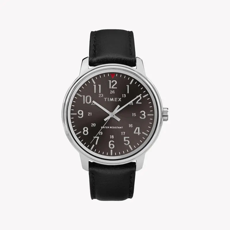 TIMEX Main Street TW2R85500 - ساعة رجالية كلاسيكية من الجلد الأسود مع علبة نحاسية