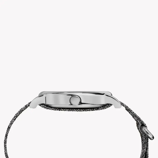 ساعة TIMEX النسائية مع هيكل من النحاس الفضي وسوار من القماش الأزرق