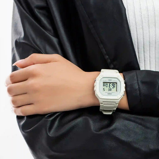 CASIO W-218HC-8AVDF DYNAMIC CHIC - VERSATILE SPORTY WOMEN'S WATCH WITH BLACK RESIN BAND-i-Watch-2