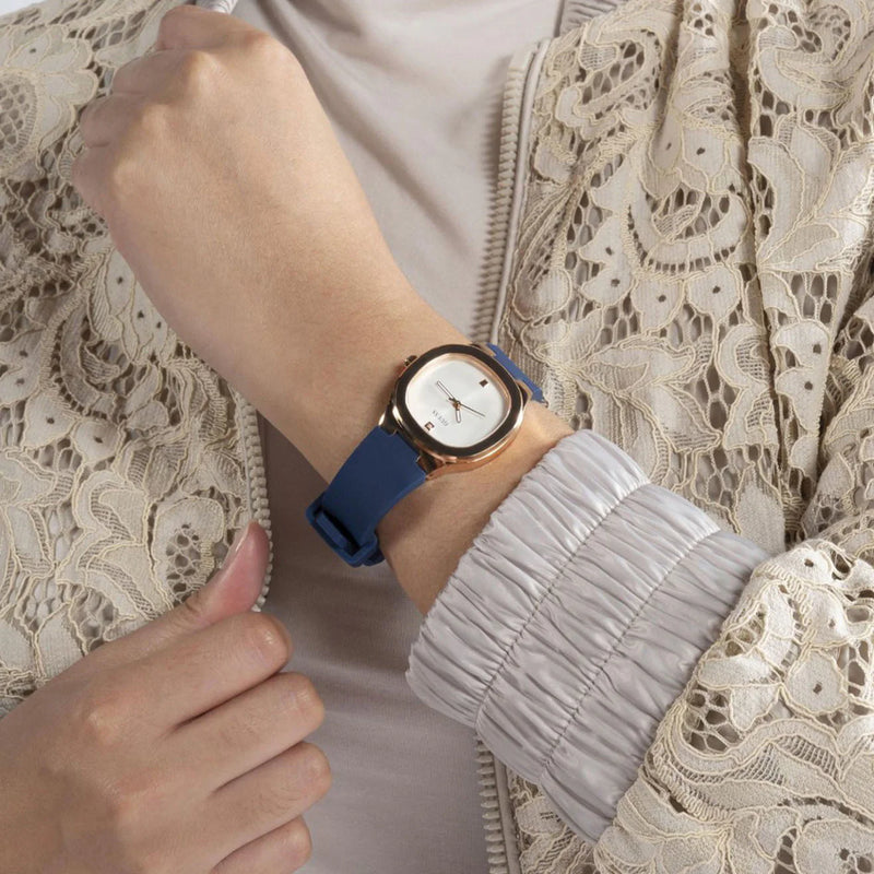 Guess Women's Rose Gold Watch, Blue Silicone Band | Gw0658l3 by i-watch