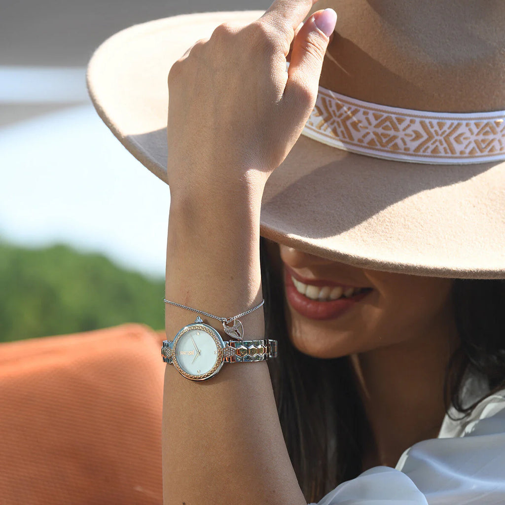 ساعة جست كافالي للسيدات بهيكل ذهبي من الستانلس ستيل وسوار من الستانلس ستيل فضي وذهبي