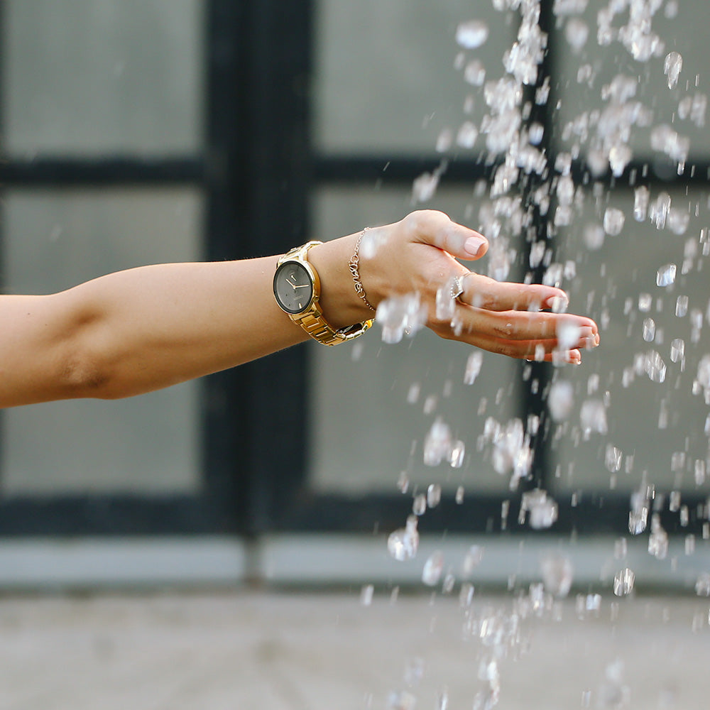 CITIZEN EQ9062-58E - ELEGANT GOLD TIMEPIECE FOR MODERN WOMEN-i-Watch-2