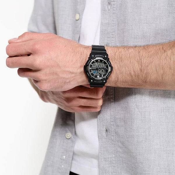 Casio Aeq-200w-1avdf - Maximum Performance Men's Watch With Sporty Black Design by i-watch