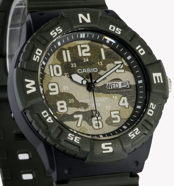 Casio Mrw-220hcm-3bvdf Adventure Ready - Sporty Black & Green Men's Watch by i-watch