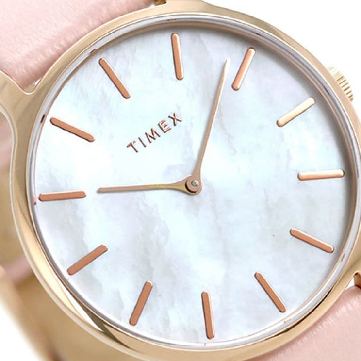 ساعة TIMEX النسائية مع هيكل من النحاس الذهبي الوردي وسوار من الجلد الوردي