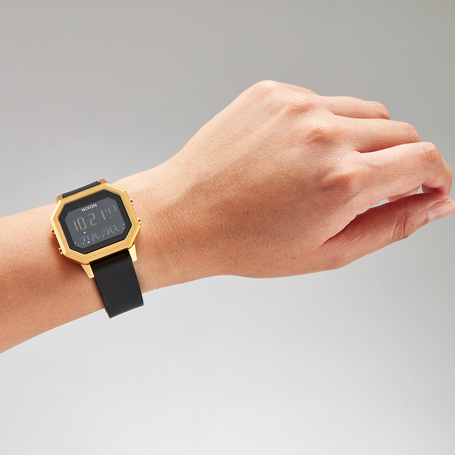 NIXON A1211-513 BOLD ELEGANCE - WOMEN'S BLACK & GOLD TIMEPIECE FOR ADVENTUROUS SPIRITS-i-Watch-2