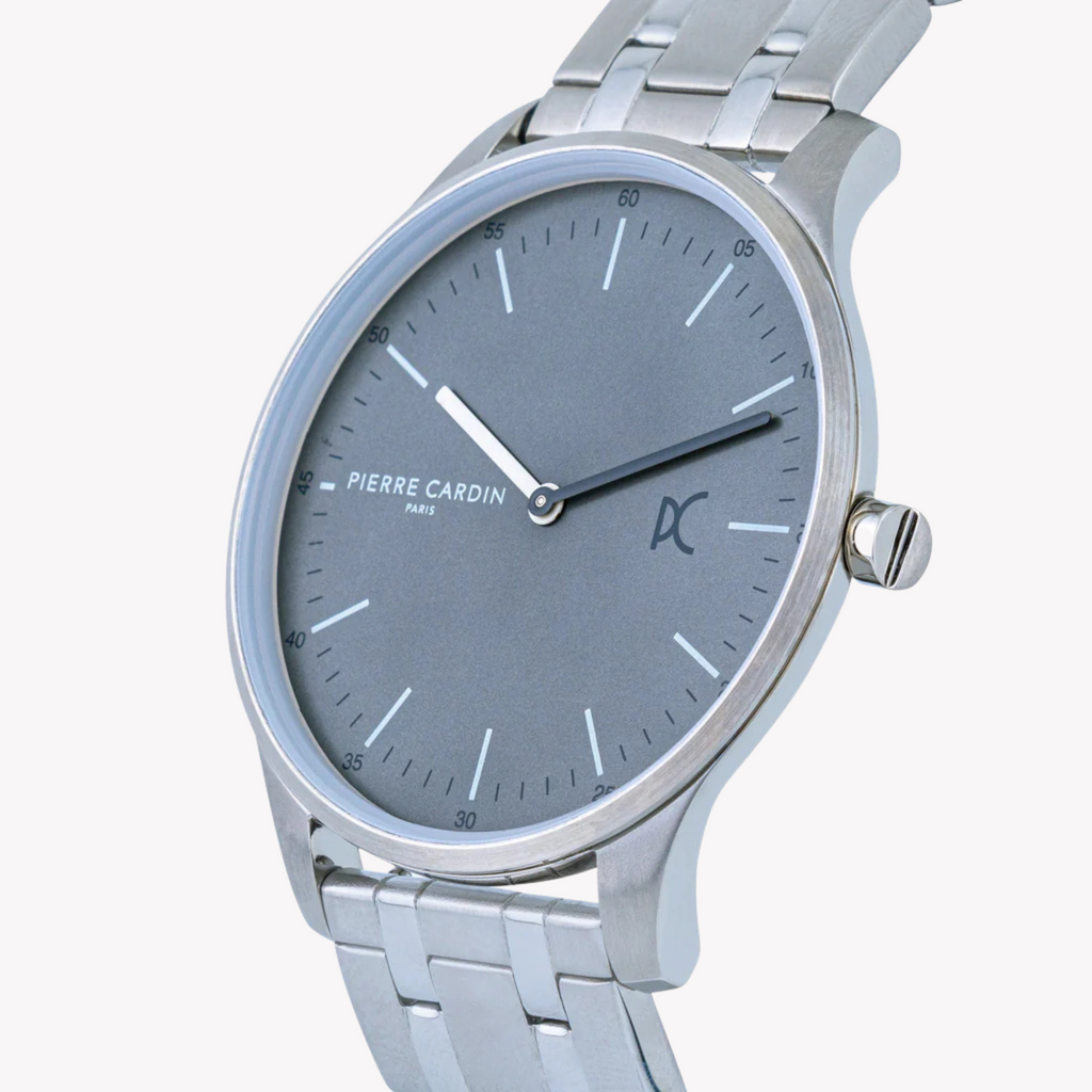 PIERRE CARDIN CBA.4011 ELEGANTE HERRENUHR MIT SILBERNEN ZIFFERBLATT – LUXUSUHR AUS EDELSTAHL