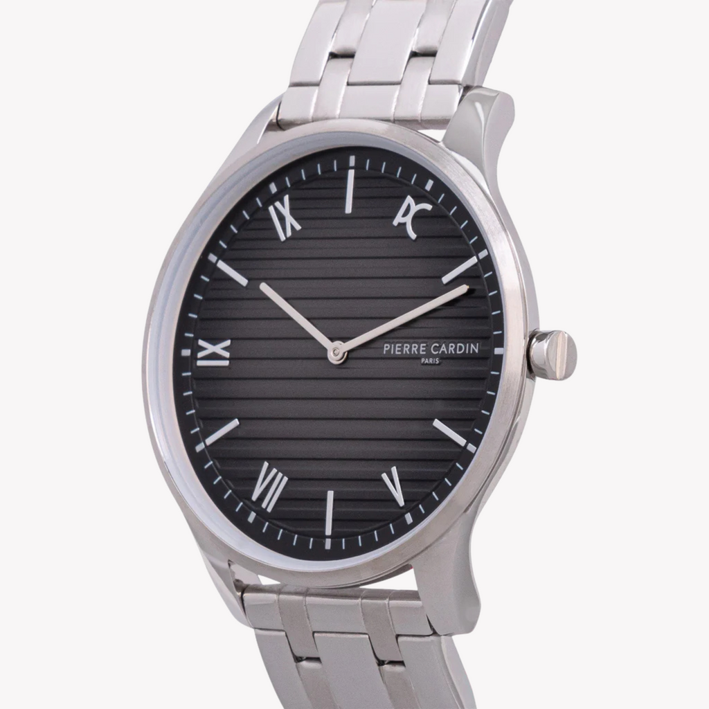 MONTRE POUR HOMME PIERRE CARDIN - ÉLÉGANT BOÎTIER EN MÉTAL ARGENT AVEC CADRAN NOIR CLASSIQUE