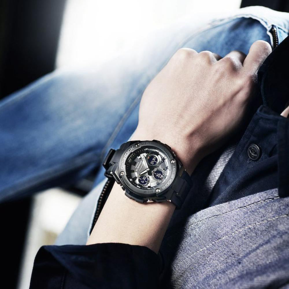 CASIO G-SHOCK GST-S310BDD-1ADR - RUGGED ELEGANCE FOR THE MODERN ADVENTURER Men's Watch with black stainless steel case and digital dial-i-Watch-3