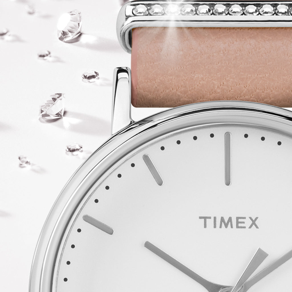 ساعة TIMEX النسائية مع هيكل من النحاس الفضي وسوار من الجلد الوردي