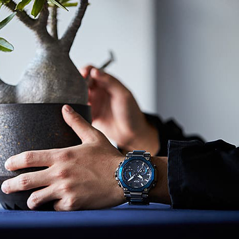 CASIO G-SHOCK MTG-B2000B-1A2ER - RUGGED ELEGANCE FOR THE MODERN ADVENTURER-i-Watch-3