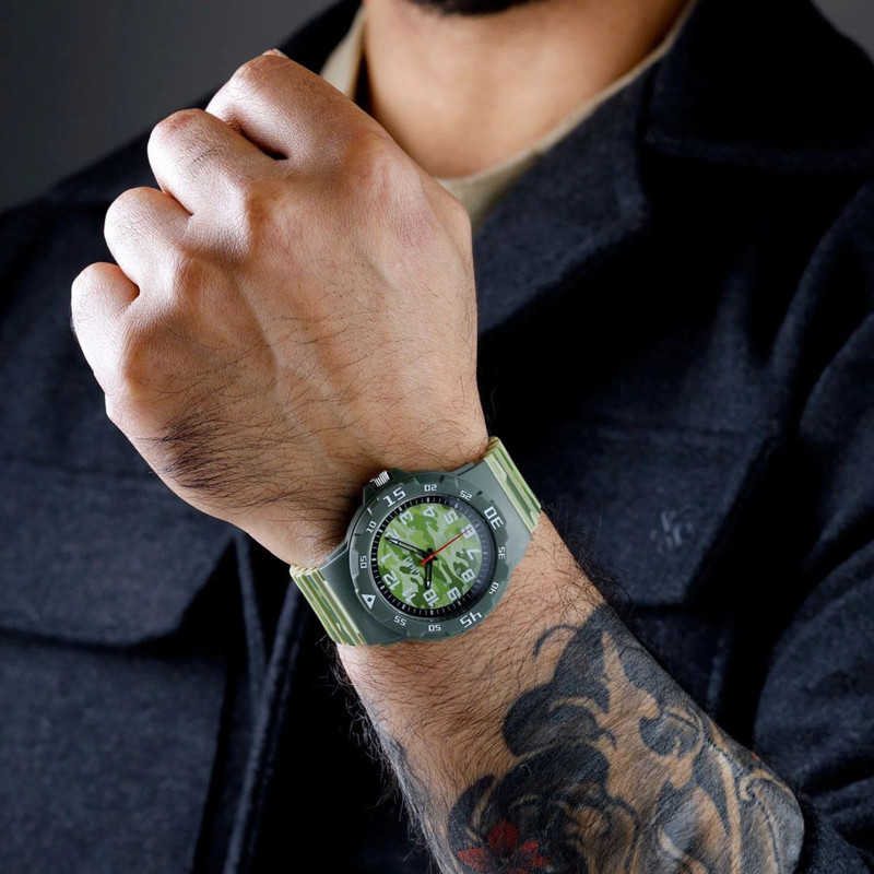 Q&Q Men's Green Men's Watch, Camouflage Dial | V02A-011VY