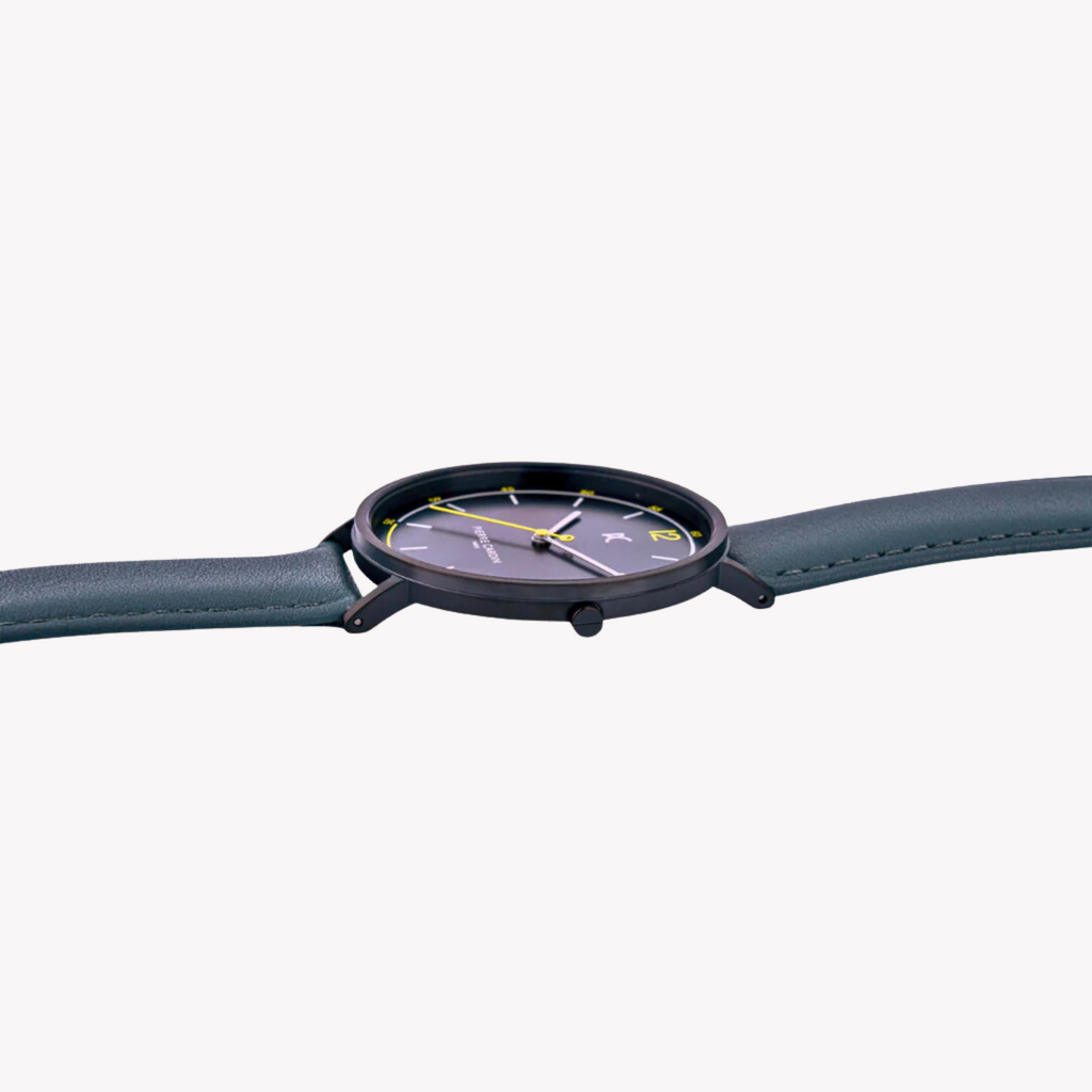 PIERRE CARDIN CBN.3010 ELEGANTES GRAUES ZIFFERBLATT – STILVOLLE HERRENUHR AUS EDELSTAHL