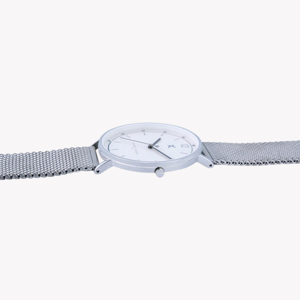 PIERRE CARDIN CBN.3004 – ELEGANTE HERRENUHR AUS SILBERNEM EDELSTAHL MIT LUXURIÖSEM ZIFFERBLATT