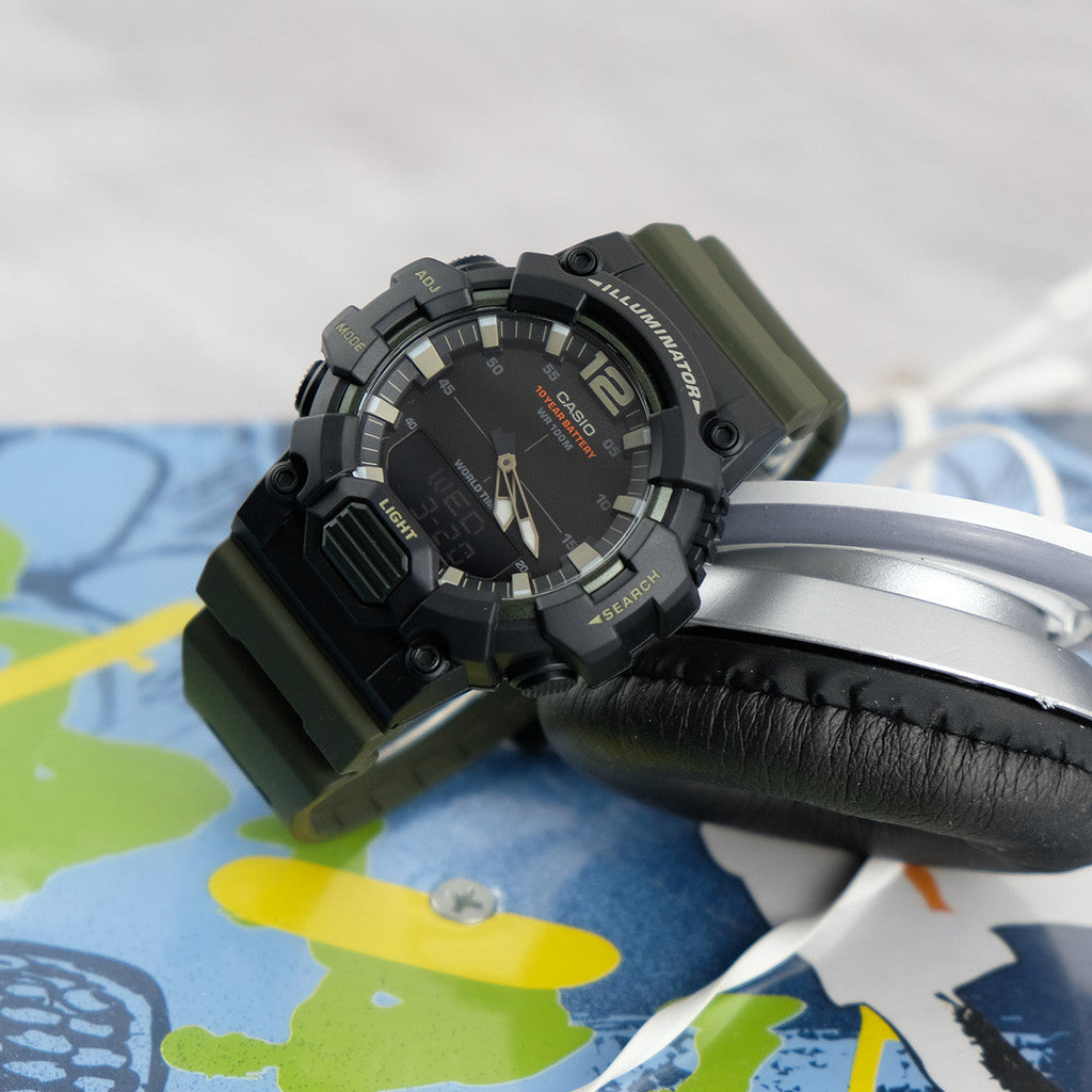 ساعة CASIO HDC-700-3AV ADVENTURE READY - ساعة BOLD EXPLORER للرجال مع حزام أخضر داكن وحافظة سوداء