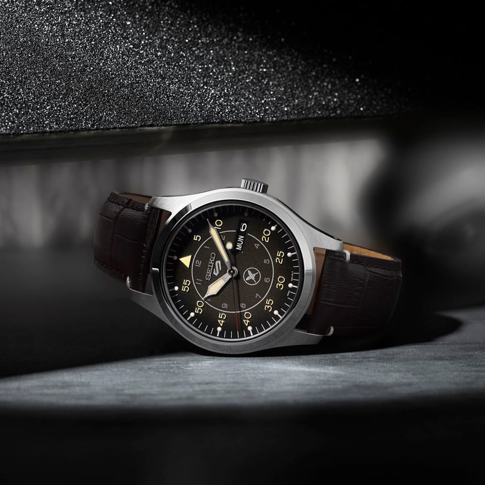 SEIKO 5 Automatic Men's Watch SRPL31K1 - Champagne Dial-i-Watch-4