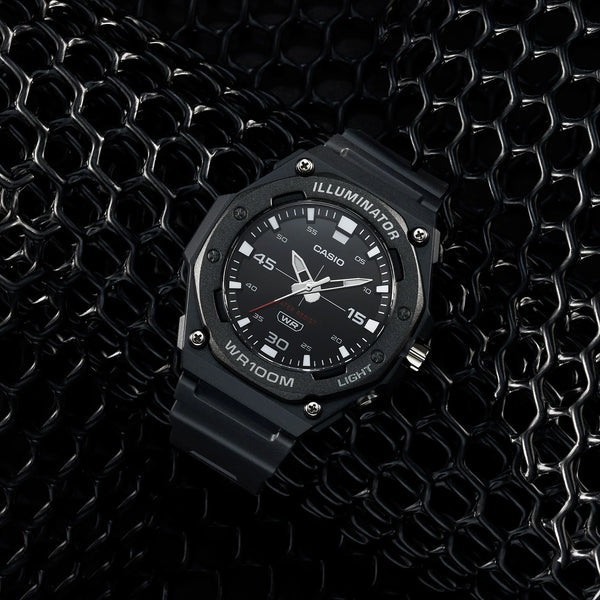 Casio Men's Black Resin Watch, Black Dial | Mw-620h-1avdf