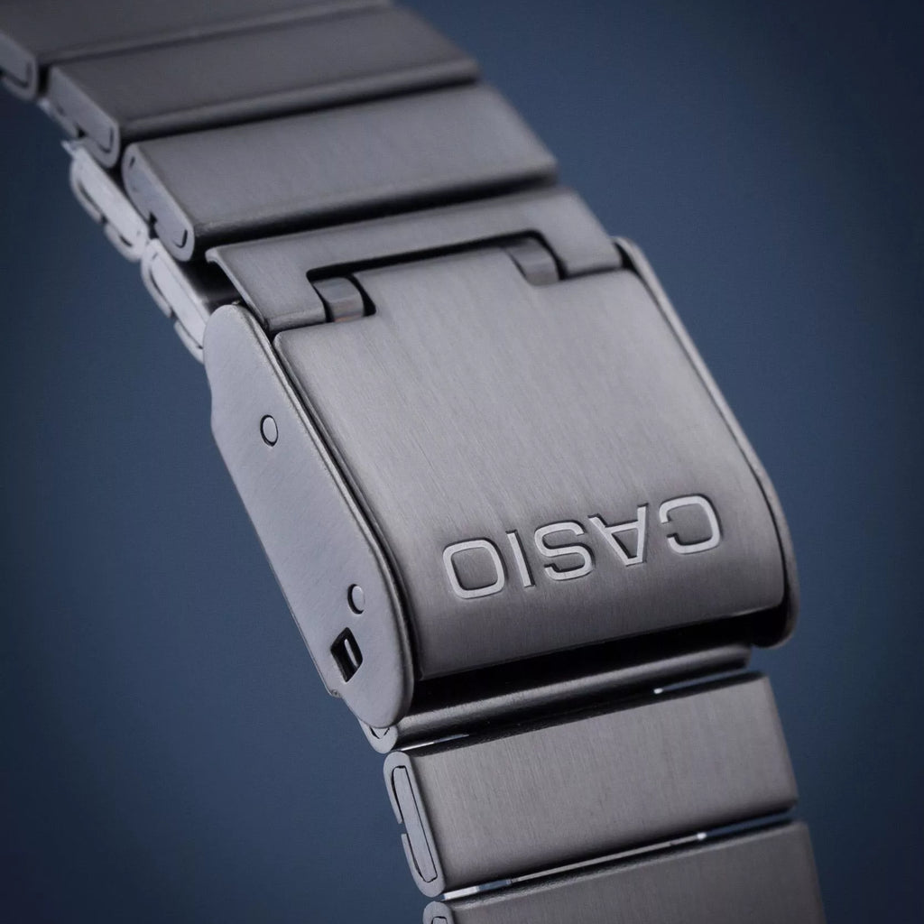 SKU A100WEGG-1A2E TIMELESS ELEGANCE - SOPHISTICATED UNISEX WATCH WITH METAL STRAP AND GREY BLACK DISPLAY-i-Watch-4