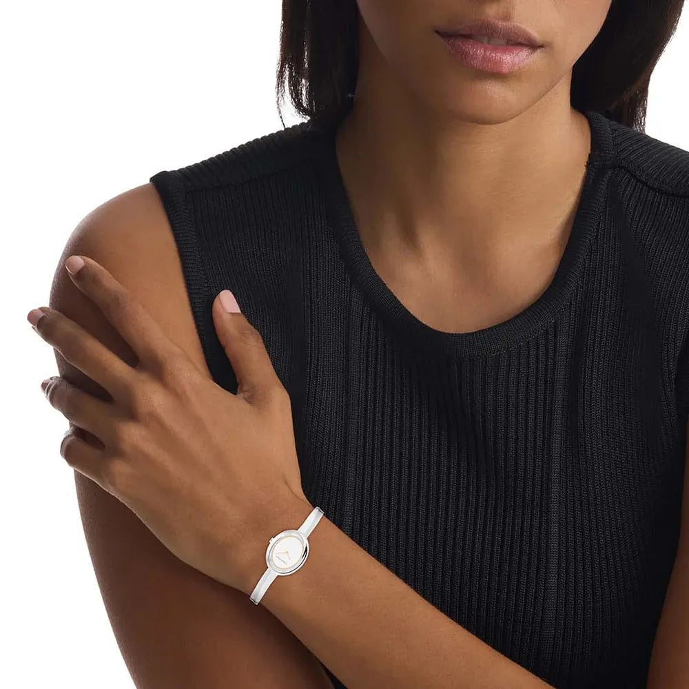 CK CALVIN KLEIN WOMEN'S TIMEPIECE - REFINED SILVER SOPHISTICATION WITH MODERN FUNCTIONALITY-i-Watch-4