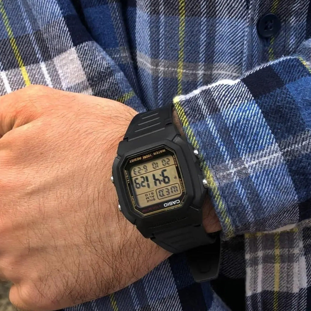 CASIO W-800HG-9AVDF - RUGGED ELEGANCE MEN'S DIGITAL TIMEPIECE WITH BLACK RESIN BAND-i-Watch-2