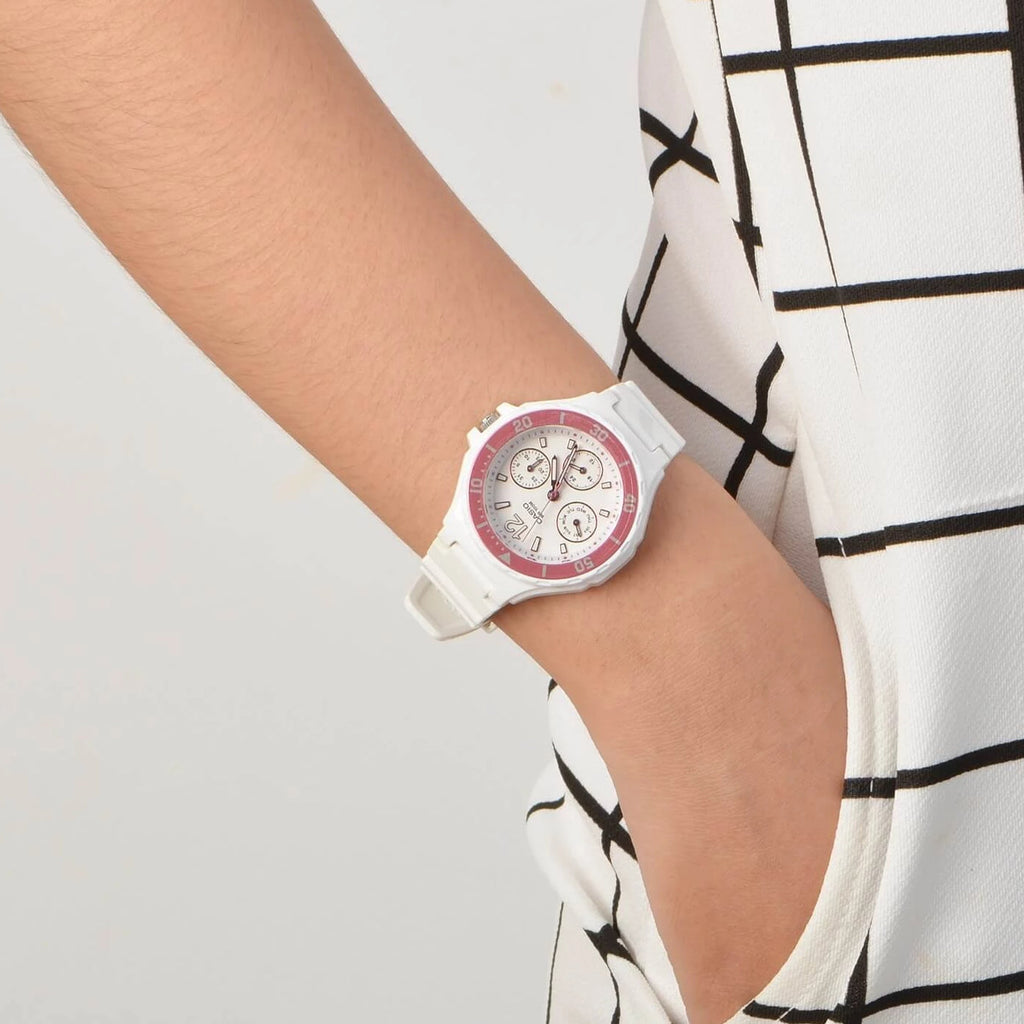 CASIO LRW-250H-4AVDF SPORTY CHIC - ADVENTURE-READY WOMEN'S WATCH with white resin band and vibrant design-i-Watch-2