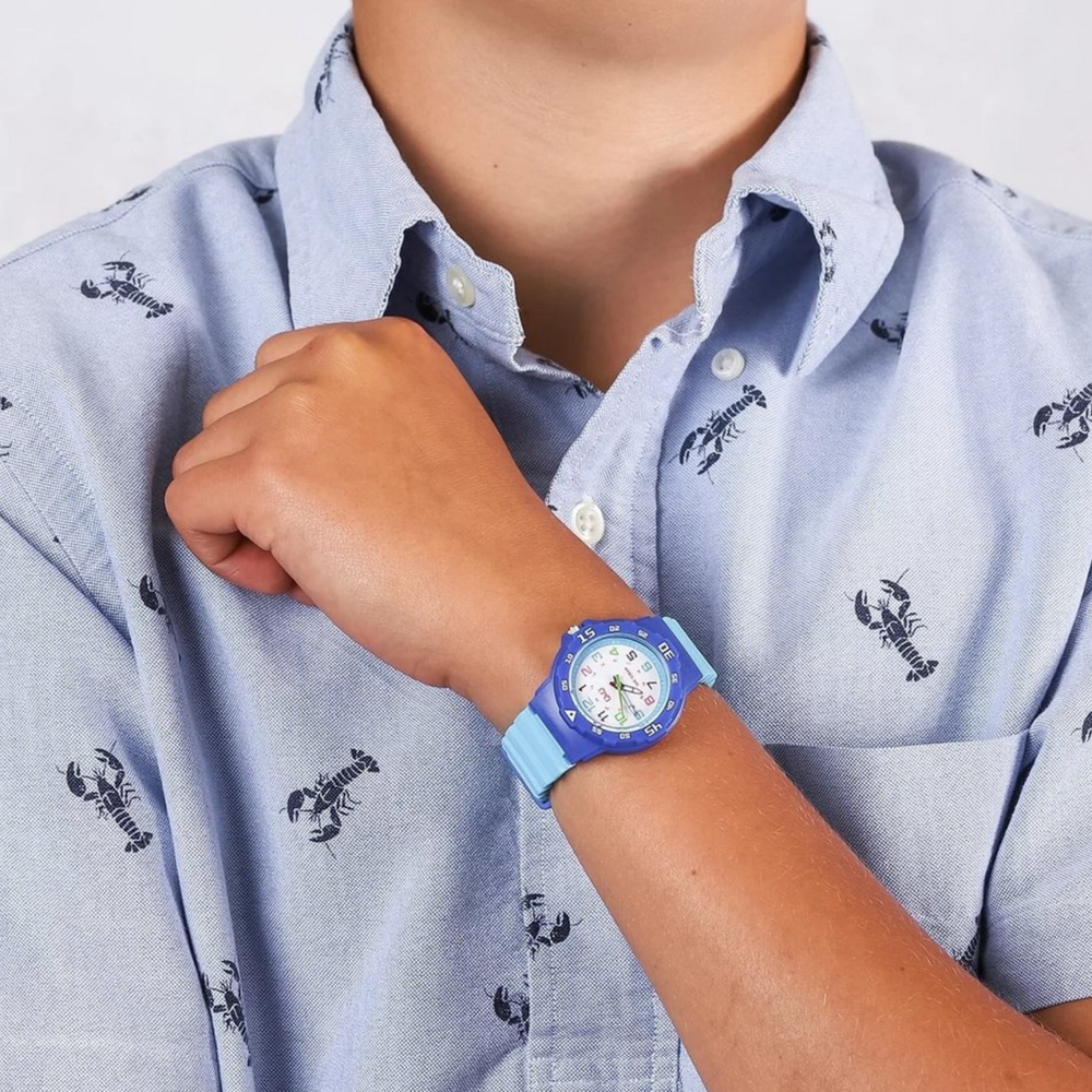 Q&Q Unisex Blue Unisex Watch, White Dial | VR19J009Y