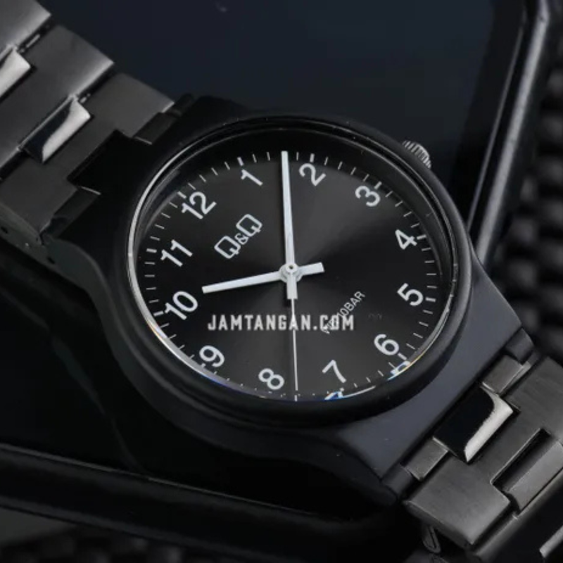 Q&Q Men's Black Men's Watch, Black Dial | VS50J004Y