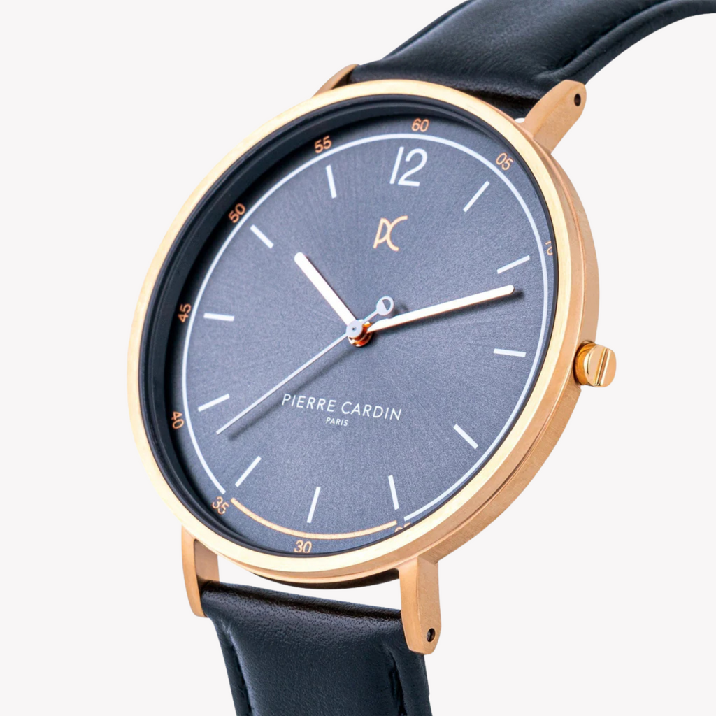 PIERRE CARDIN CBN.3009 ELEGANTE ROSÉGOLD HERRENUHR – GRAUES ZIFFERBLATT & SCHWARZES LEDERBAND