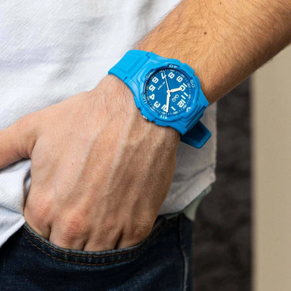 Q&Q Men's Blue Watch, Blue Dial | V31A-002VY