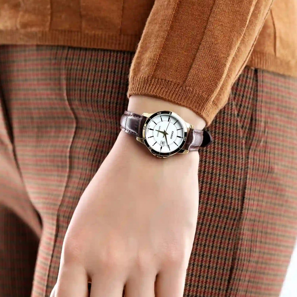 CASIO LTP-V004GL-7AUDF - SPORTY ELEGANCE WOMEN'S TIMEPIECE WITH GOLD TONE & LEATHER BAND-i-Watch-2