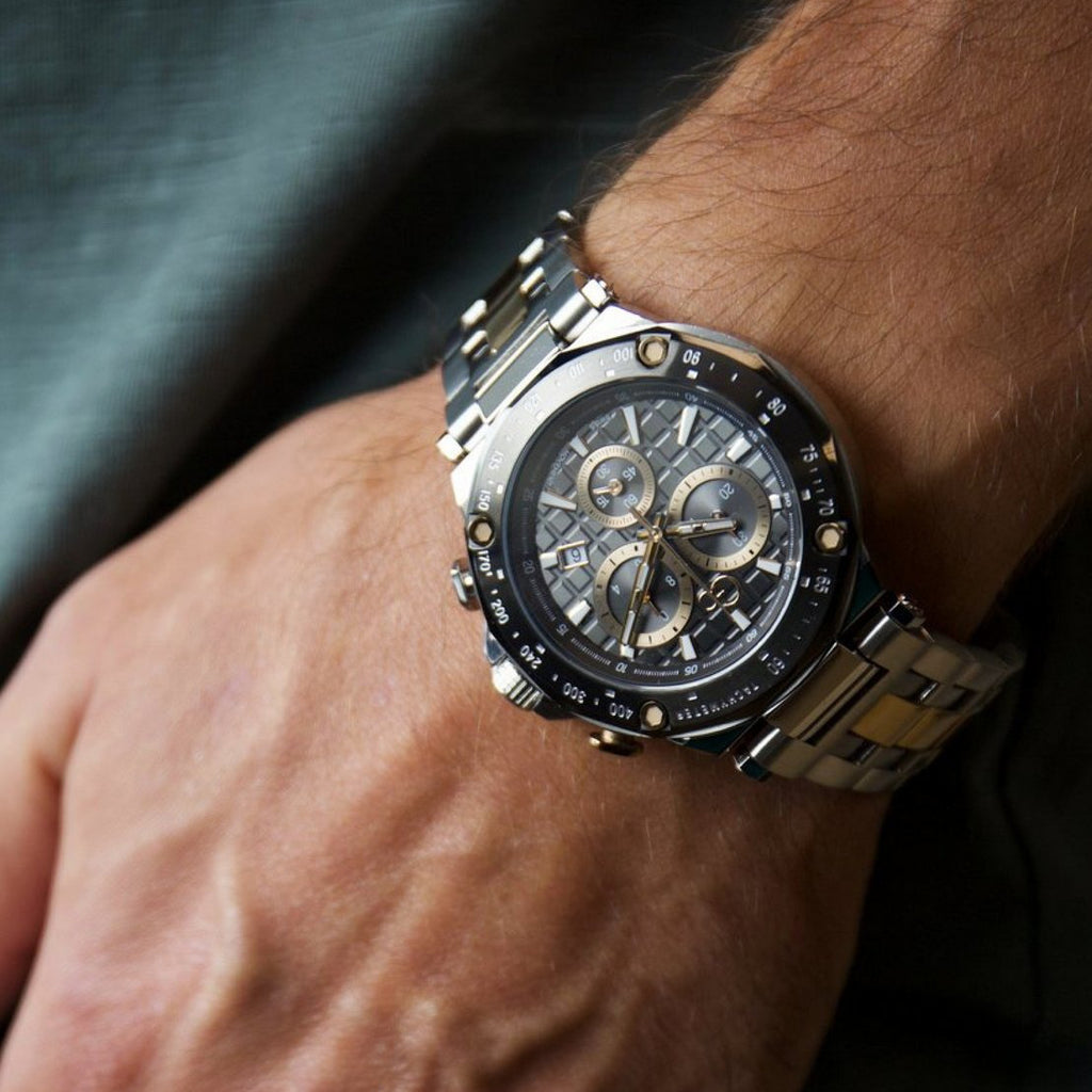 GUESS COLLECTION Y81002G5MF - MODERN CLASSIC MEN'S TIMEPIECE WITH BOLD DESIGN & RELIABLE PRECISION-i-Watch-4