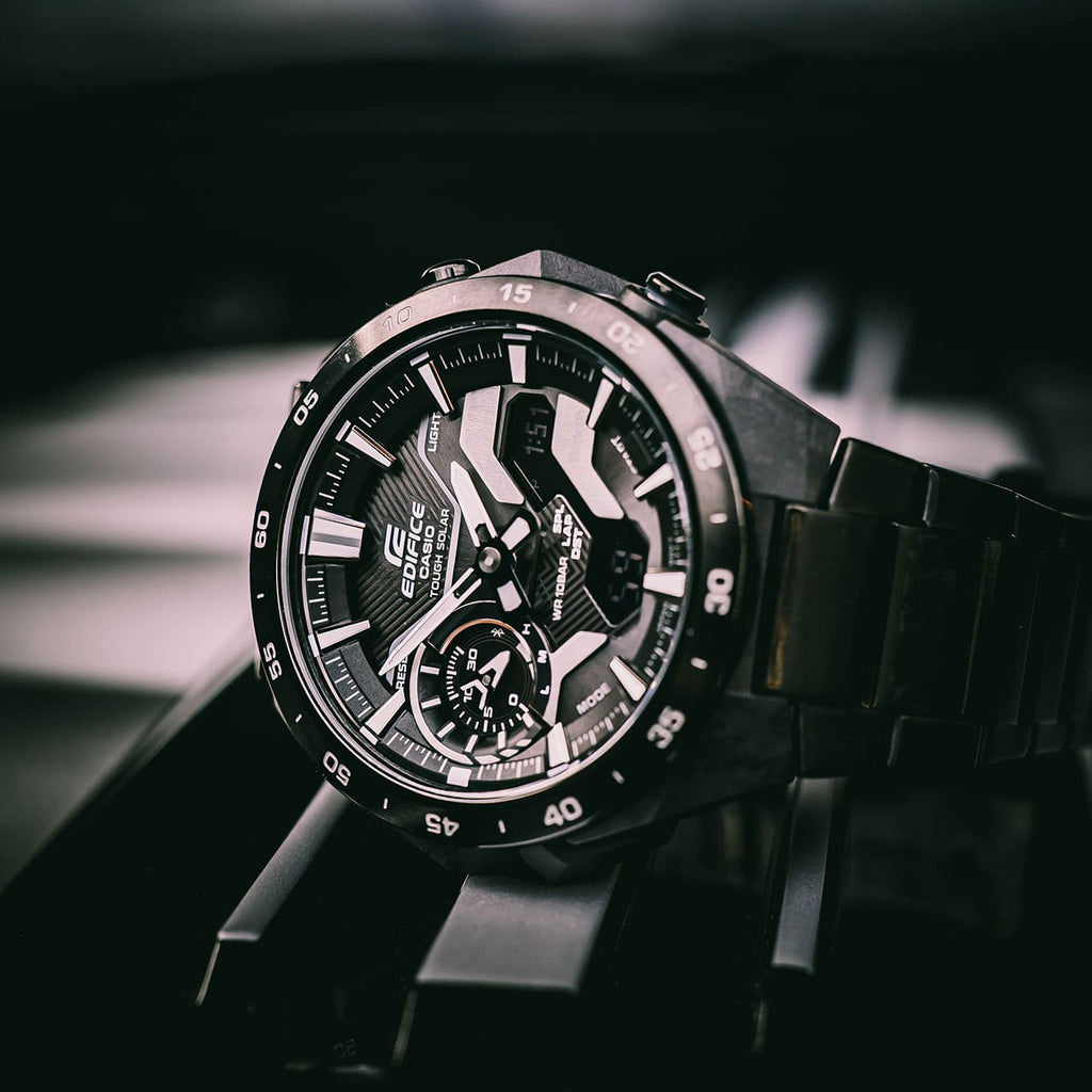 EDIFICE ECB-2200DC-1AEF - BOLD PERFORMANCE MEN'S WATCH WITH STYLISH BLACK DESIGN-i-Watch-3