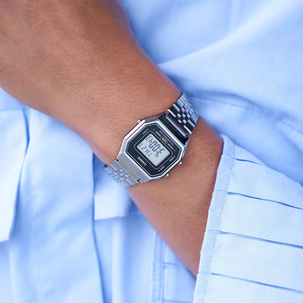 CASIO LA-680WEA-1EF - ELEGANTLY TIMELESS UNISEX WATCH WITH SLEEK SILVER DESIGN & DIGITAL PRECISION-i-Watch-3