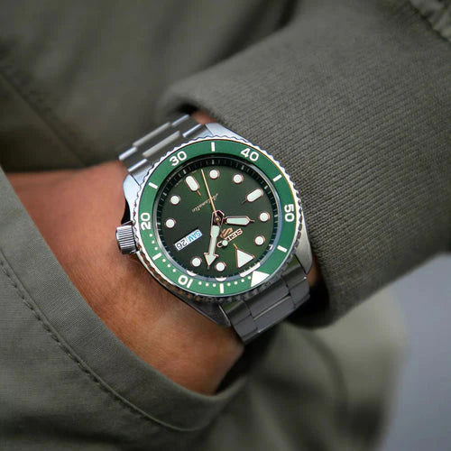 Seiko Men's Silver Stainless Steel, Dark Green Dial | Srpd63k1 by i-watch