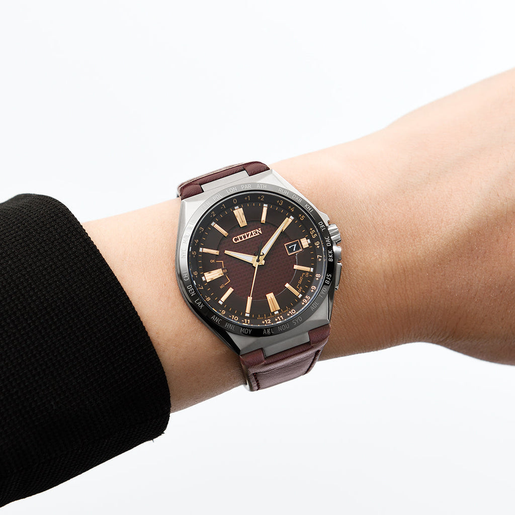 CITIZEN CB0216-07W REFINED MASTERPIECE - MEN'S ECO-DRIVE WATCH WITH BURGUNDY DIAL AND TITANIUM CASE-i-Watch-5