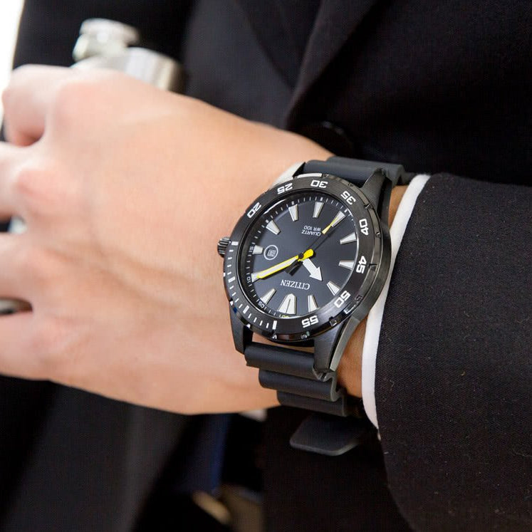 CITIZEN BI1045-13E POWERFUL PRESENCE - RUGGED ELEGANCE FOR THE MODERN MAN-i-Watch-5