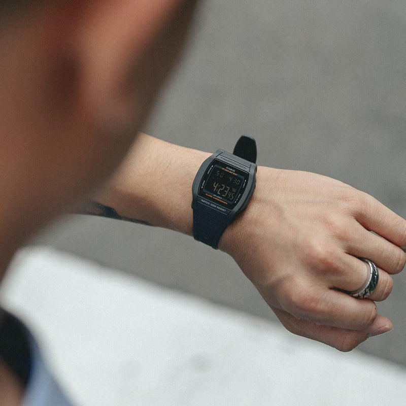 CASIO W-201-1BV SPORTS DIGITAL - VERSATILE TIMEKEEPER FOR ACTIVE LIFESTYLES-i-Watch-2