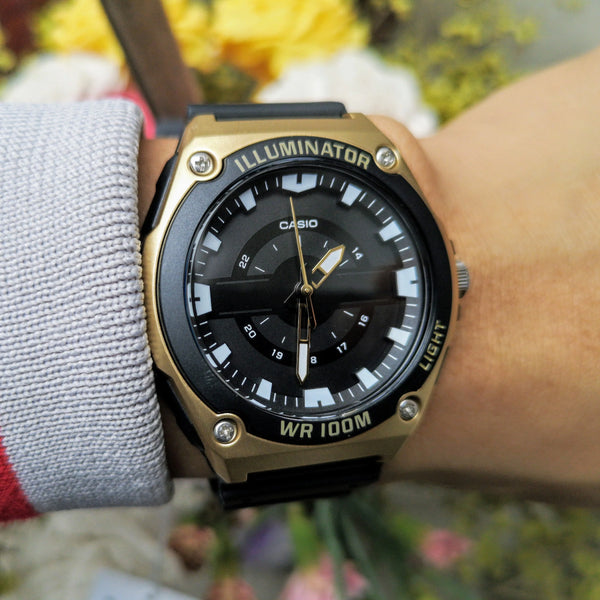 Casio Mwc-100h-9avdf Adventure-Ready - Sporty Men's Watch With Black & Yellow Design by i-watch