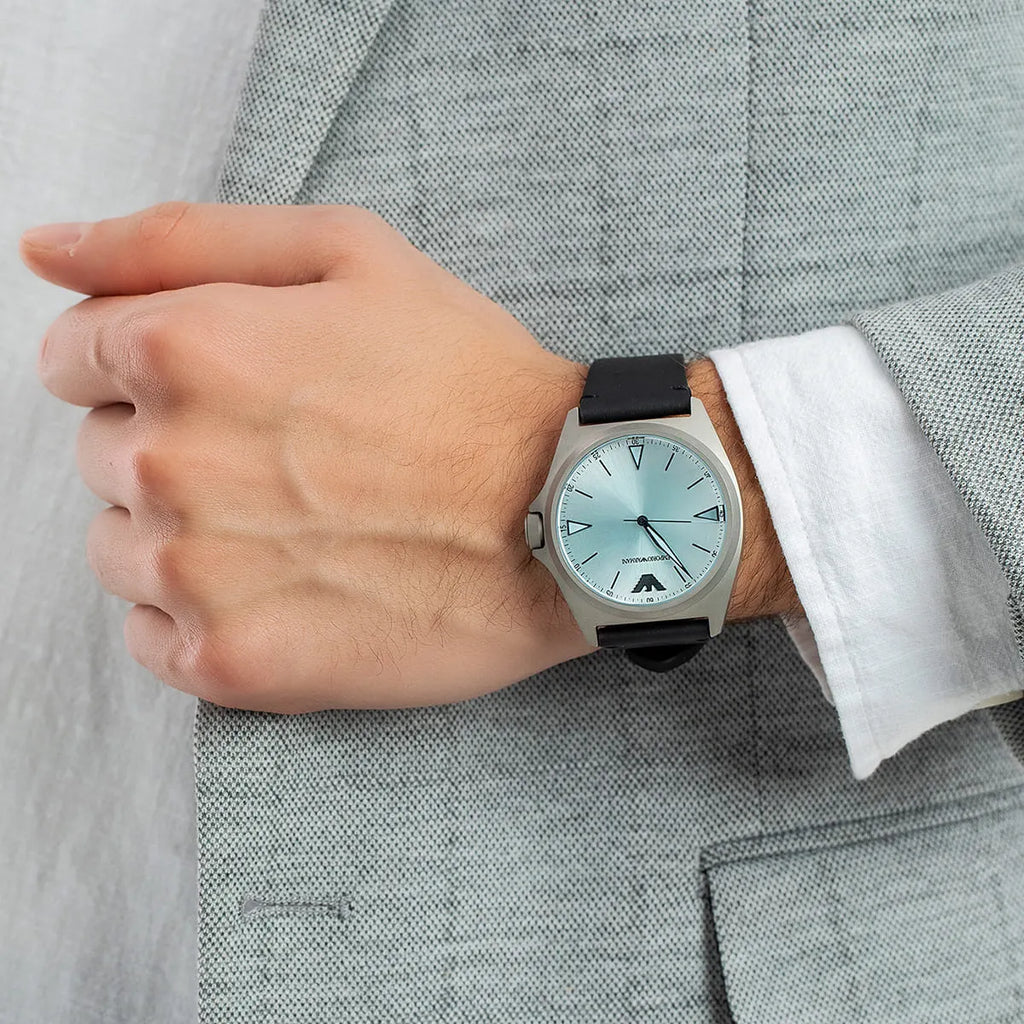 EMPORIO ARMANI AR11308 - BOLD SOPHISTICATION MEN'S WATCH WITH STYLISH SILVER DIAL AND BLACK LEATHER BAND-i-Watch-4