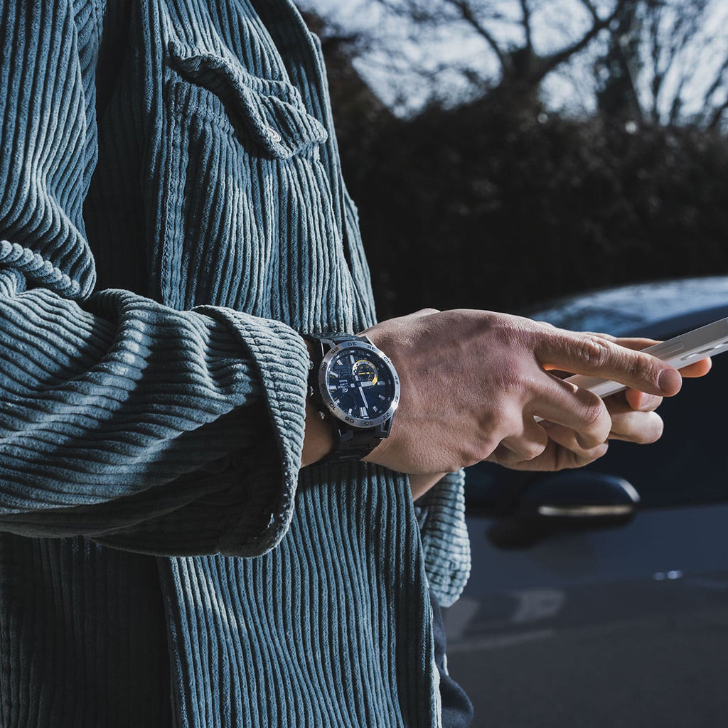 EDIFICE ECB-40DC-1AEF BLACK ELEGANCE - Men's Stylish & Durable Quartz Watch-i-Watch-6