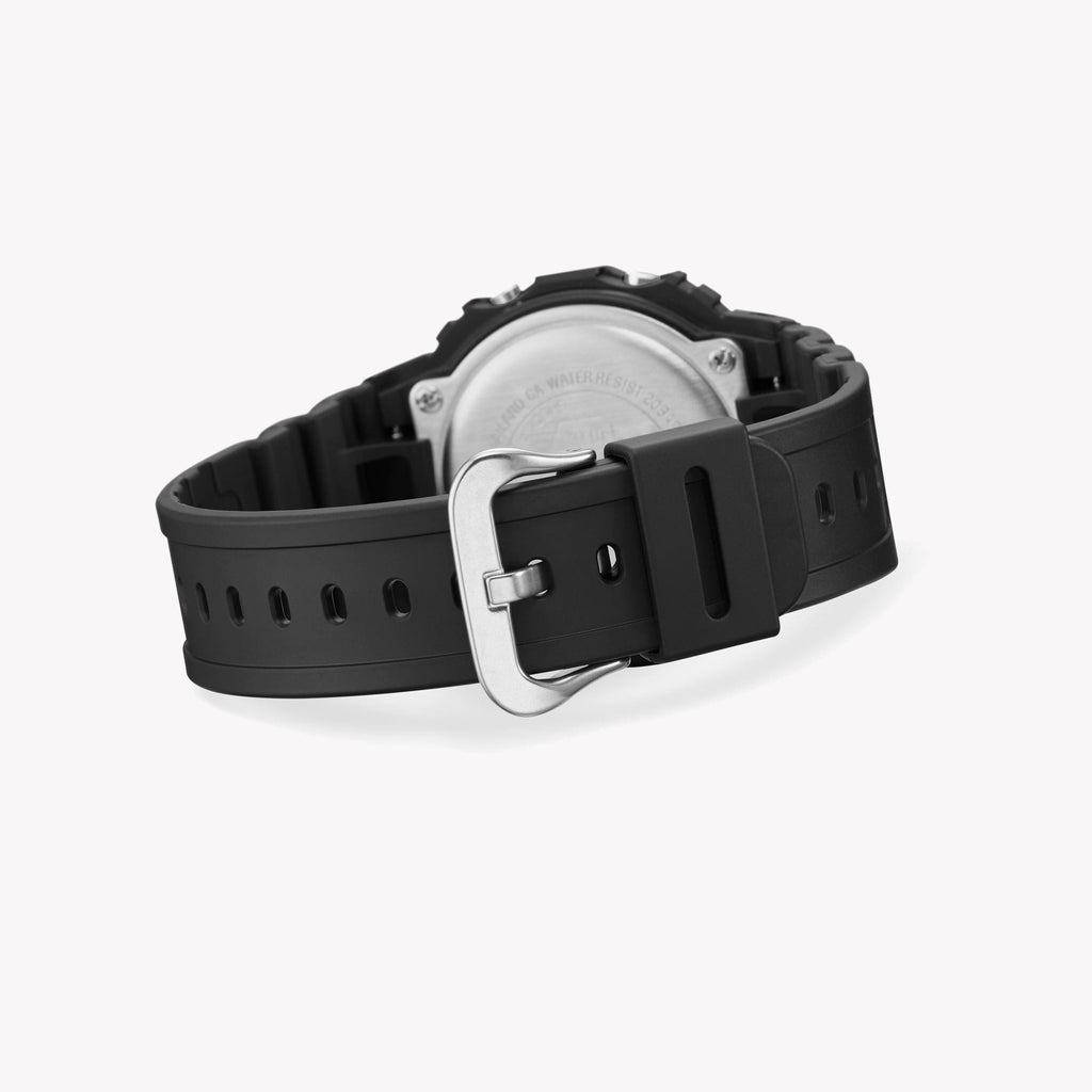 CASIO G-SHOCK DW-5600UE-1ER - ساعة رجالية رقمية جاهزة للمغامرة الوعرة