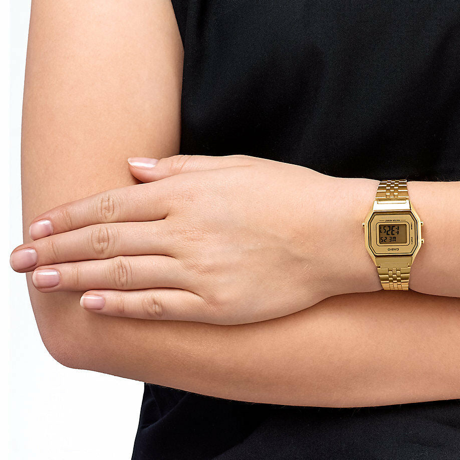 TIMLESS ELEGANCE LA-680WEGA-9ER - UNISEX SPLASH-PROOF WATCH WITH MINIMALIST DESIGN & DURABLE METAL STRAP-i-Watch-3