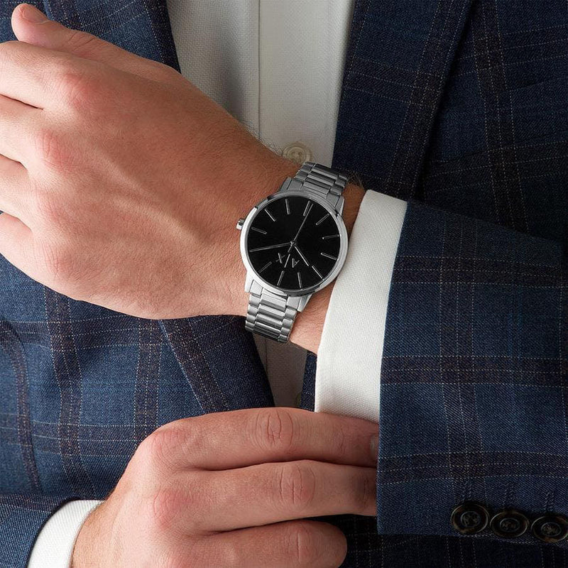 ARMANI EXCHANGE AX2700: TIMELESS ELEGANCE - MEN'S STAINLESS STEEL WATCH WITH STRIKING BLACK DIAL-i-Watch-4