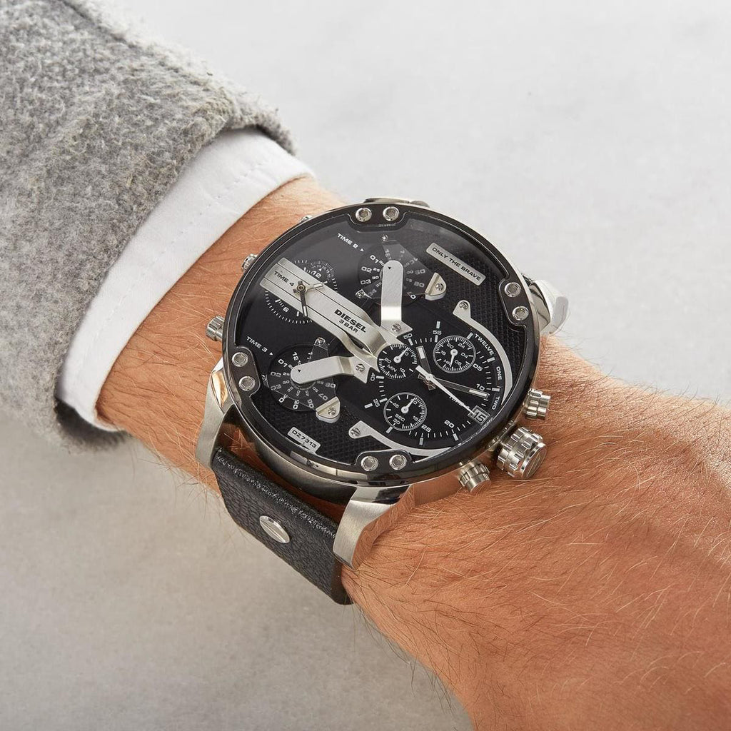 DIESEL DZ7313 BOLD COMMANDER - STAINLESS STEEL POWERHOUSE MEN'S WATCH with black leather band and striking silver finish-i-Watch-4