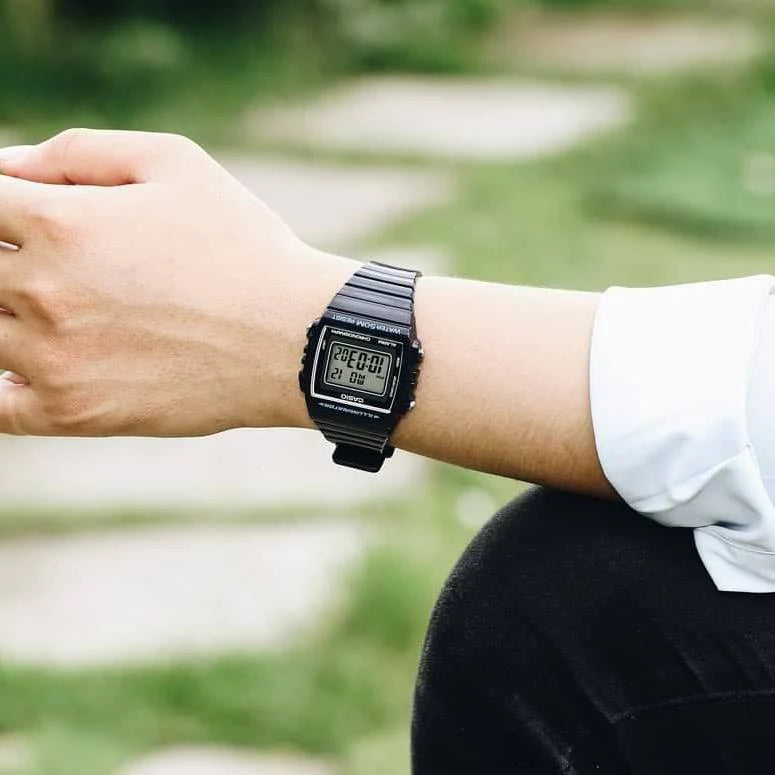 CASIO W-215H-1AV ADVENTURE READY - SPORTY DIGITAL TIMEPIECE WITH LED BACKLIGHT AND WATER RESISTANCE-i-Watch-3